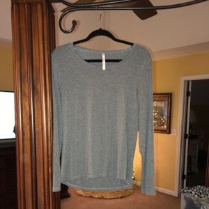 Long Sleeve Layering Tee-Shirt EXCELLENT CONDITION